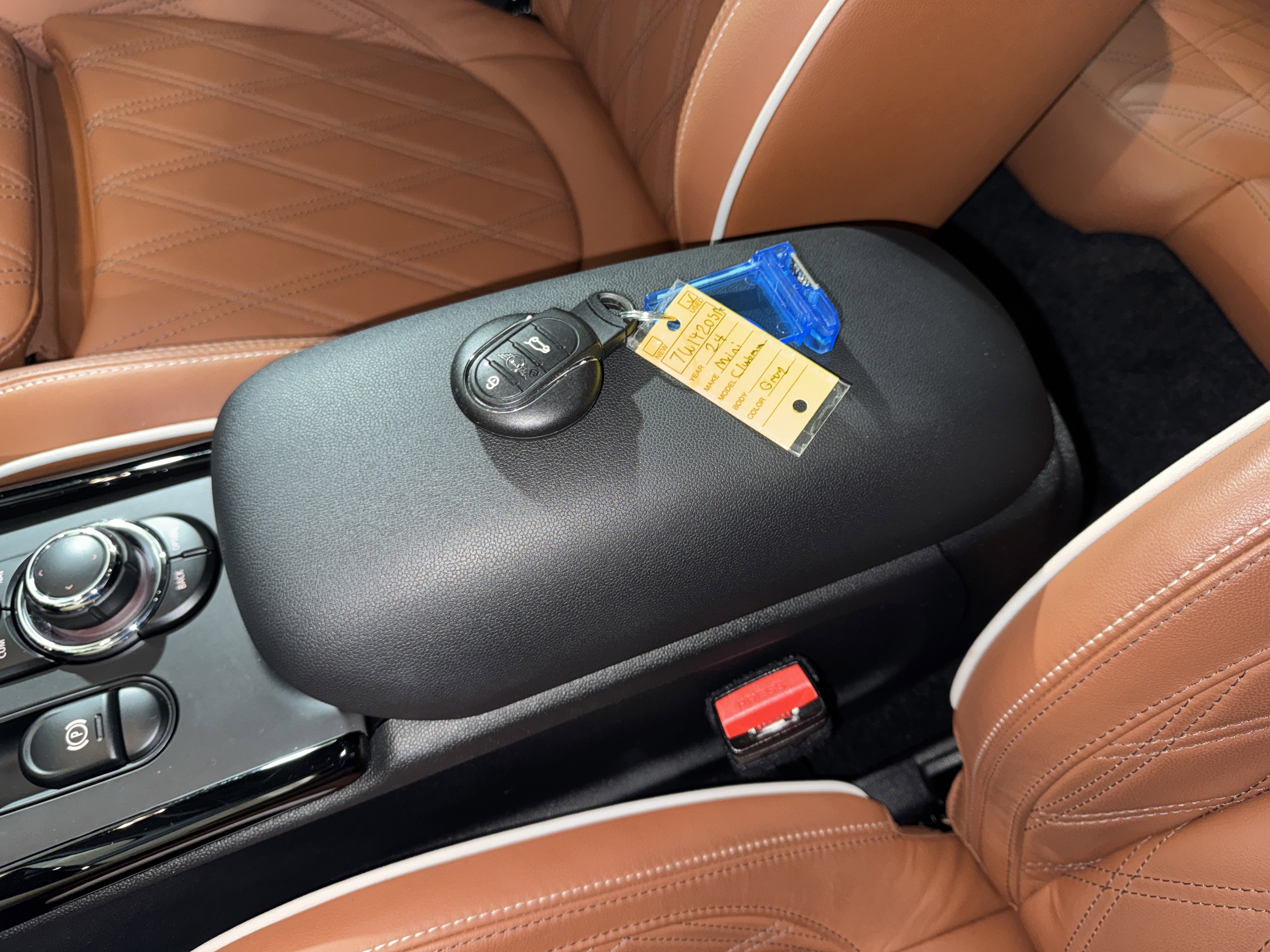 Used 2024 MINI Cooper Clubman S w/ Signature Upholstery Package image 30