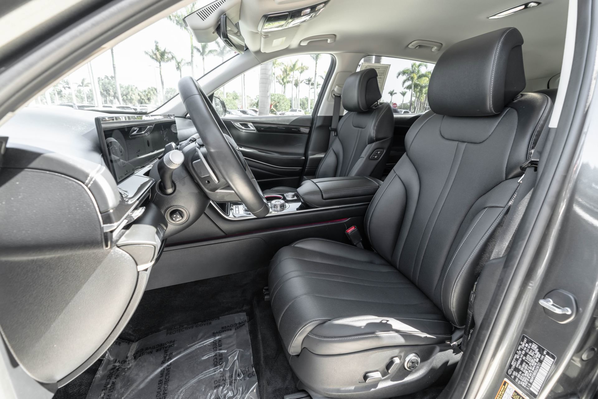 Used 2025 Genesis GV80 2.5T Standard image 7