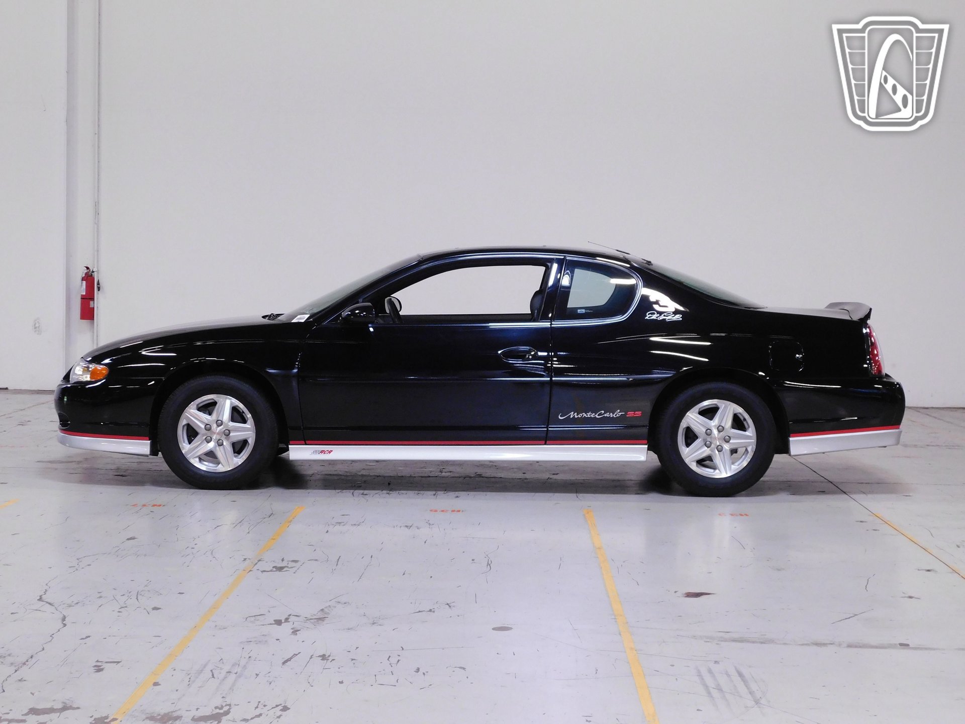 Used 2002 Chevrolet Monte Carlo SS w/ Pace Car Replica Pkg FWD image 13
