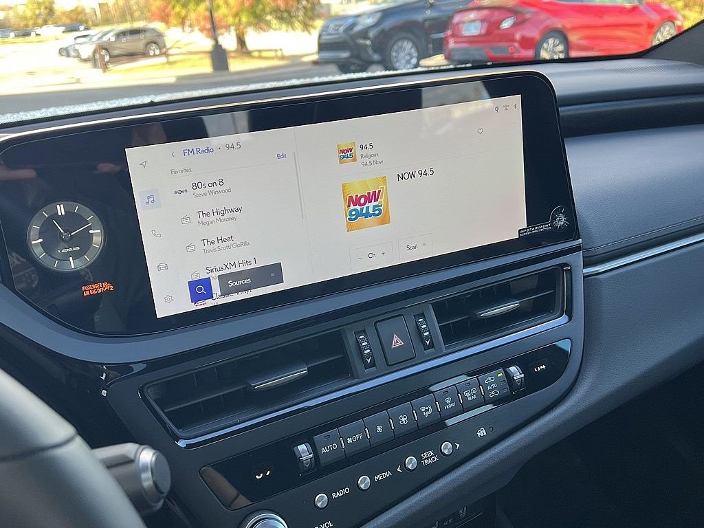 New 2025 Lexus ES 350 w/ Premium Package image 13