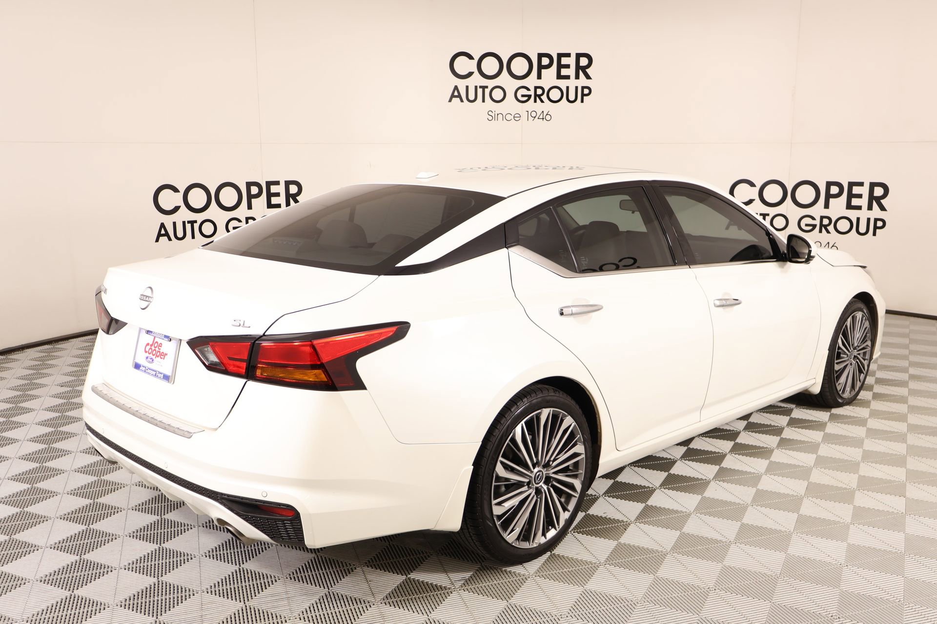Used 2023 Nissan Altima 2.5 SL FWD image 21