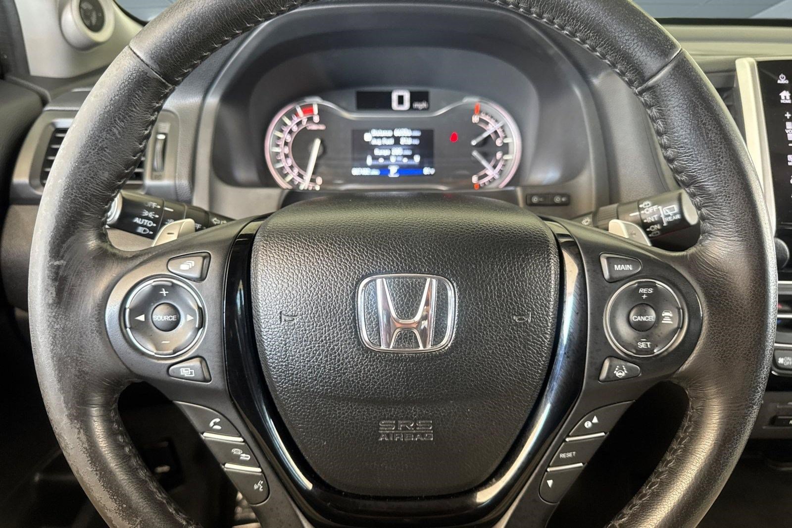 Used 2017 Honda Pilot Touring image 15