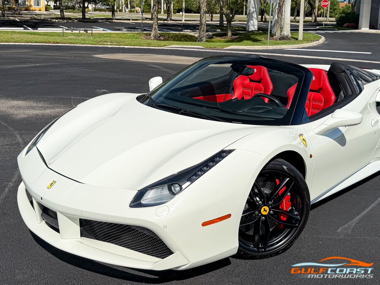 Used 2018 Ferrari 488 Spider RWD image 9