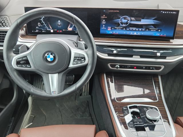 Used 2025 BMW X5 sDrive40i w/ M Sport Package RWD image 27