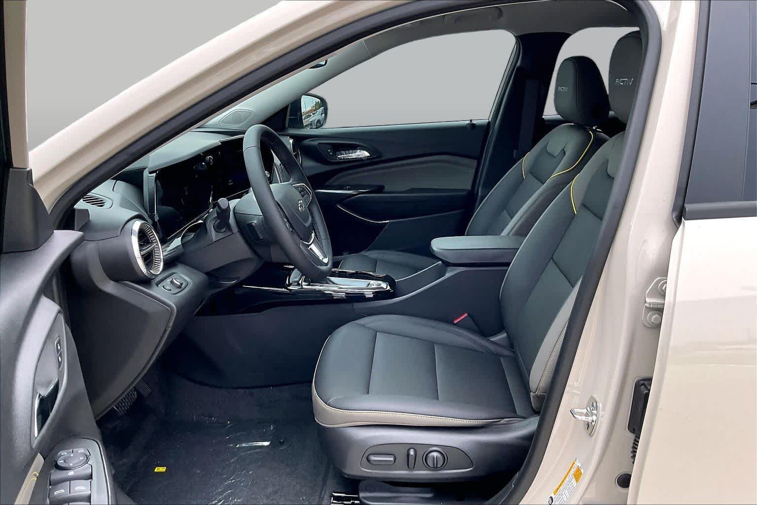 New 2026 Chevrolet Trax ACTIV w/ Driver Confidence Package FWD image 10