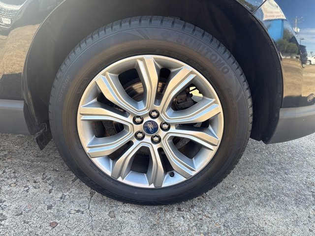 Used 2019 Ford Edge Titanium w/ Equipment Group 301A image 35