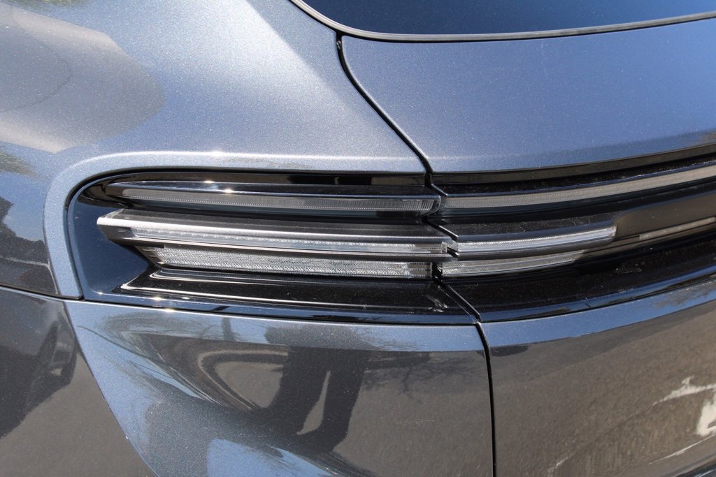 New 2024 Porsche Macan 4 Electric image 11