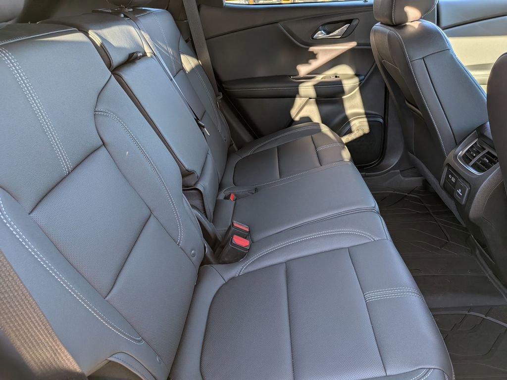 Used 2025 Chevrolet Blazer LT w/ Sound & Technology Package image 30