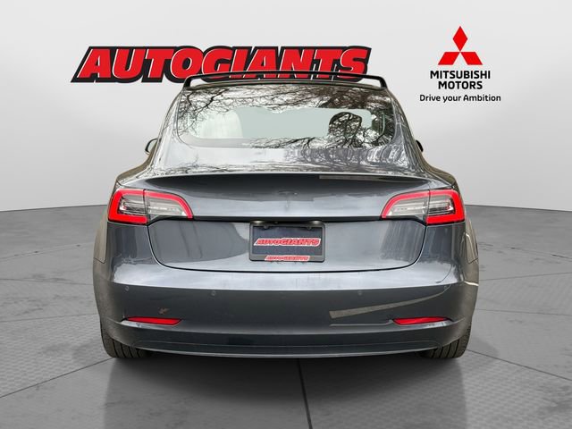 Used 2018 Tesla Model 3 Performance image 3