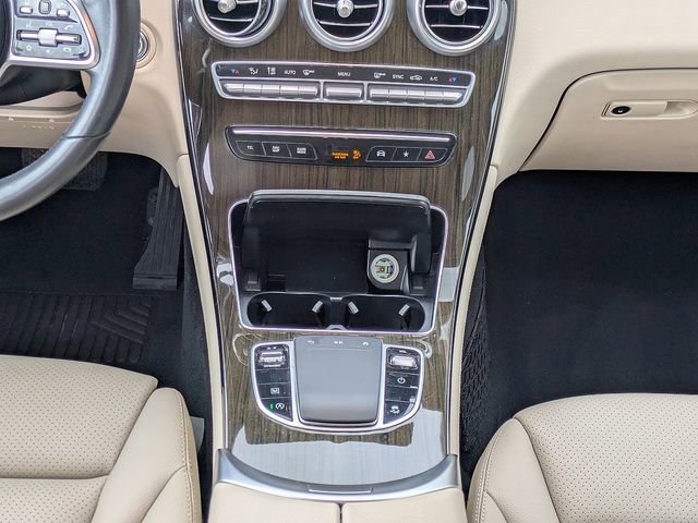 Used 2020 Mercedes-Benz GLC 300 image 17