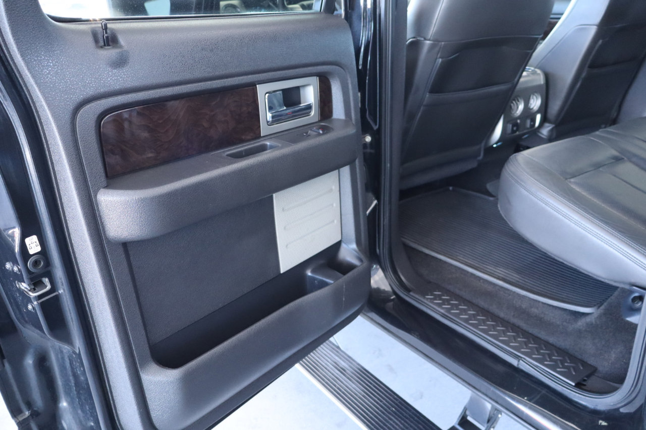 Used 2014 Ford F150 Platinum image 32
