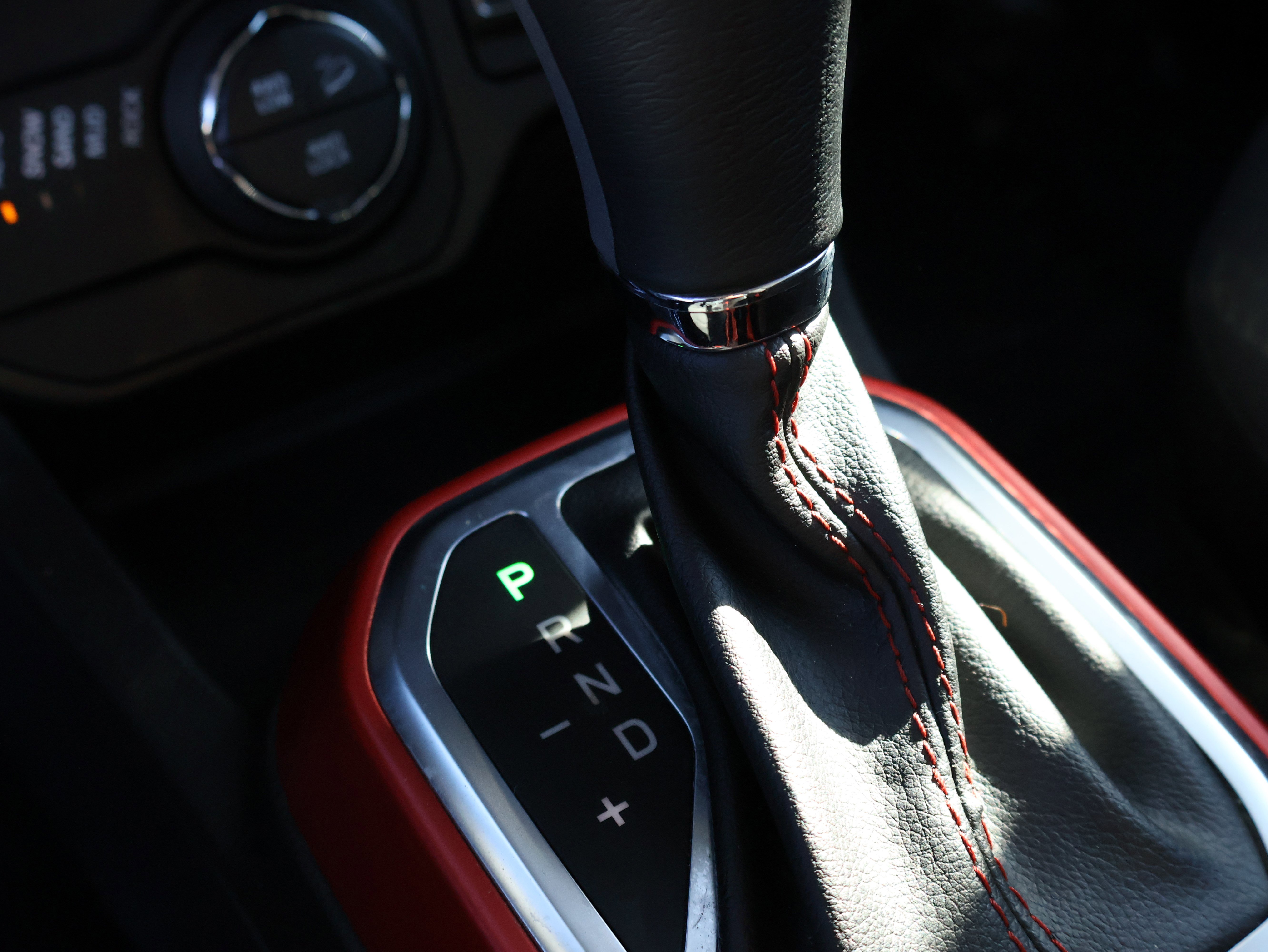 Used 2022 Jeep Renegade Trailhawk image 34