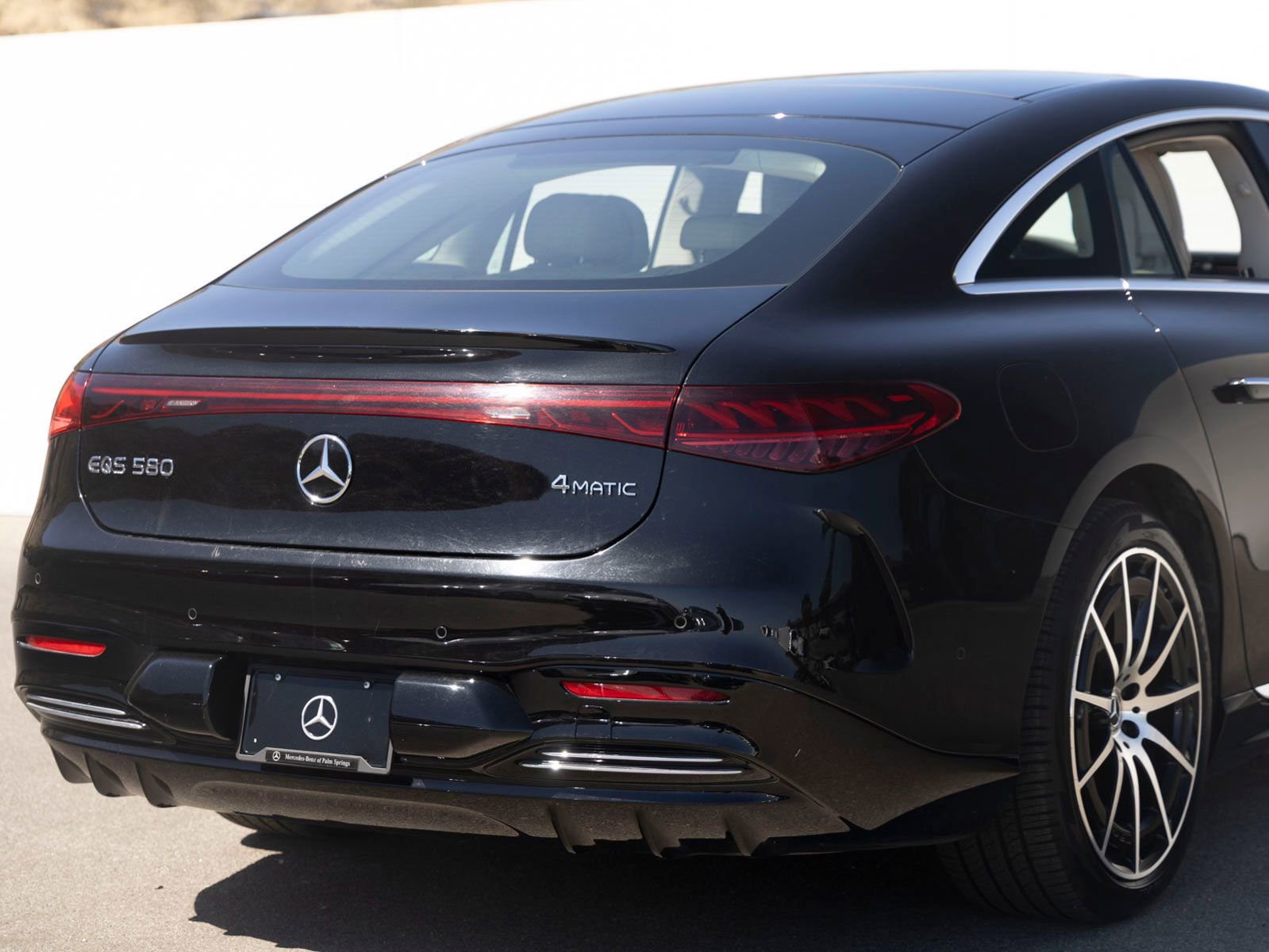 Used 2023 Mercedes-Benz EQS 580 4MATIC Sedan image 11