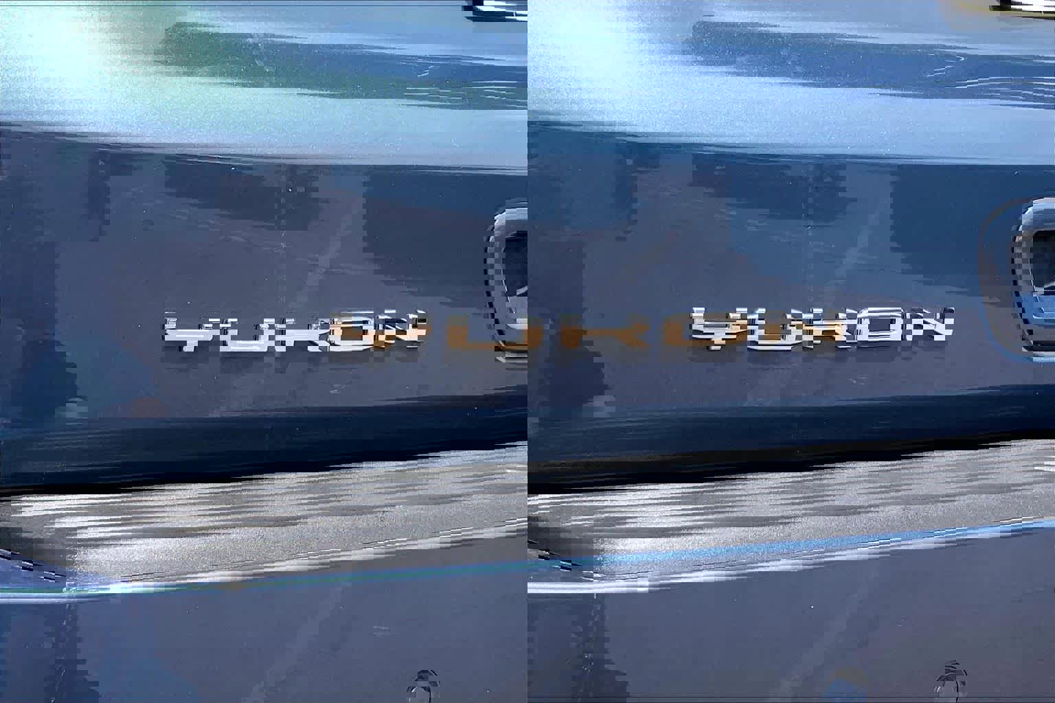 Used 2025 GMC Yukon XL Denali w/ LPO, Floor Liner Package image 31