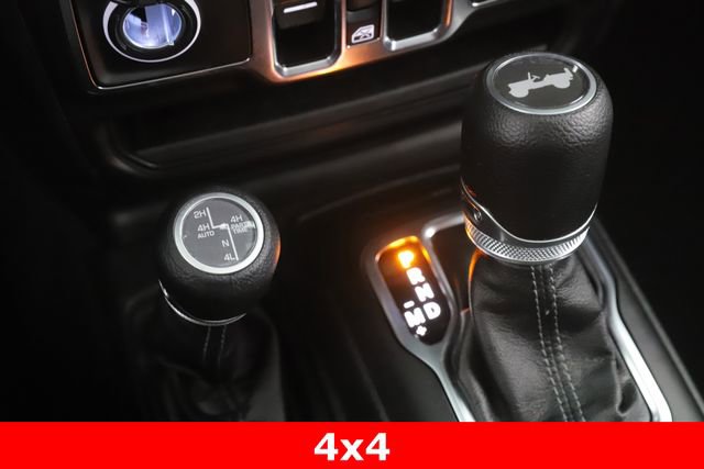 Used 2025 Jeep Wrangler Unlimited Sahara w/ Safety Group image 24