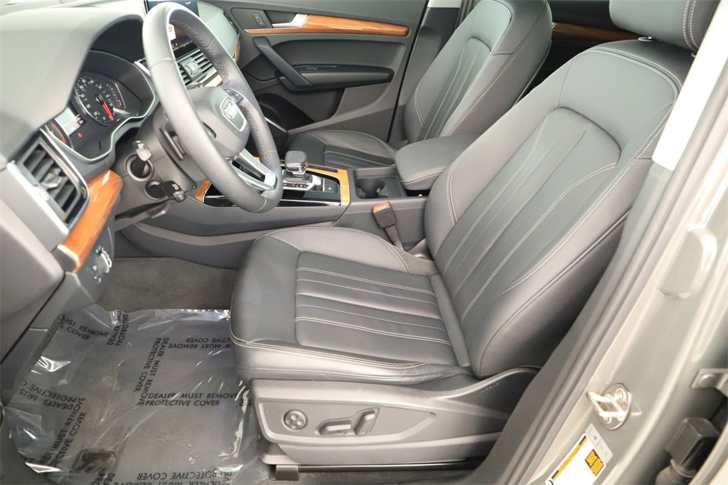 Certified 2023 Audi Q5 2.0T Premium w/ Convenience Package image 24