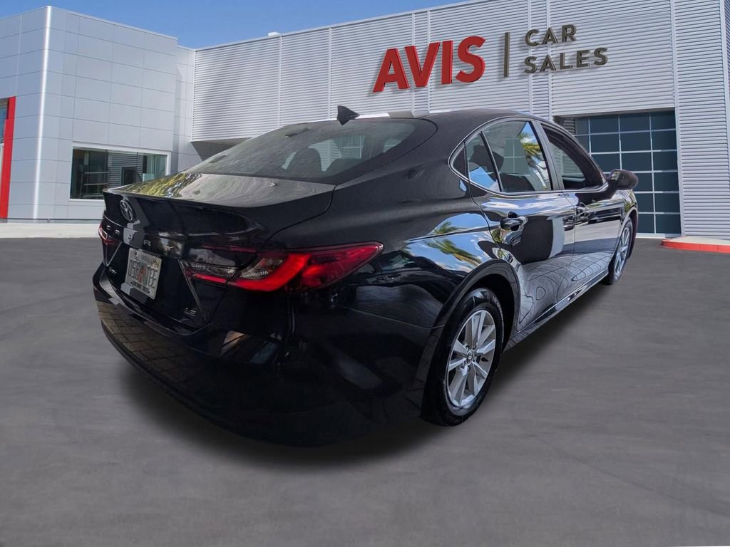 Used 2025 Toyota Camry LE FWD image 6