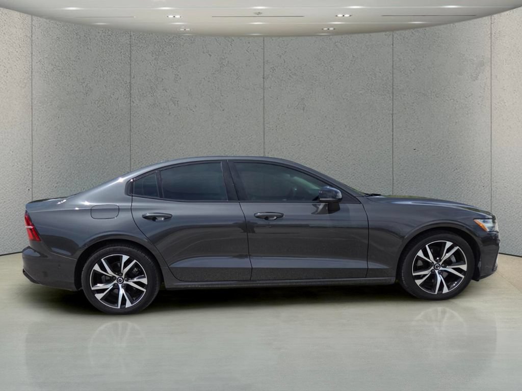 Used 2025 Volvo S60 B5 Plus w/ Protection Package Premier FWD image 3