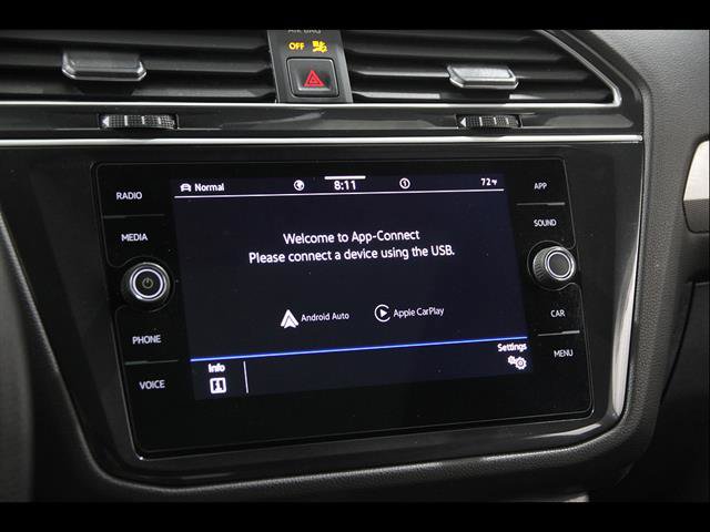Certified 2024 Volkswagen Tiguan SE R-Line AWD/4WD image 11