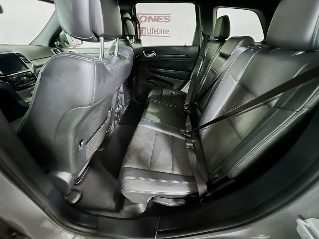 Used 2019 Jeep Grand Cherokee Altitude AWD/4WD image 27