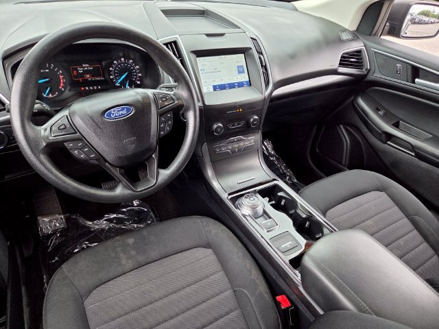 Used 2020 Ford Edge SE FWD image 8