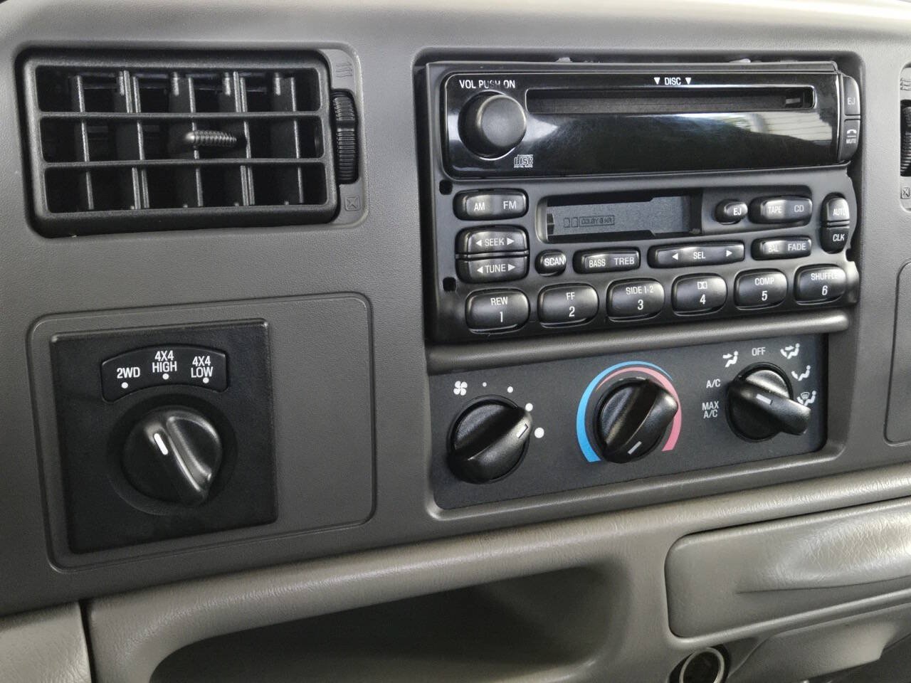 Used 2001 Ford F250 XLT AWD/4WD image 20