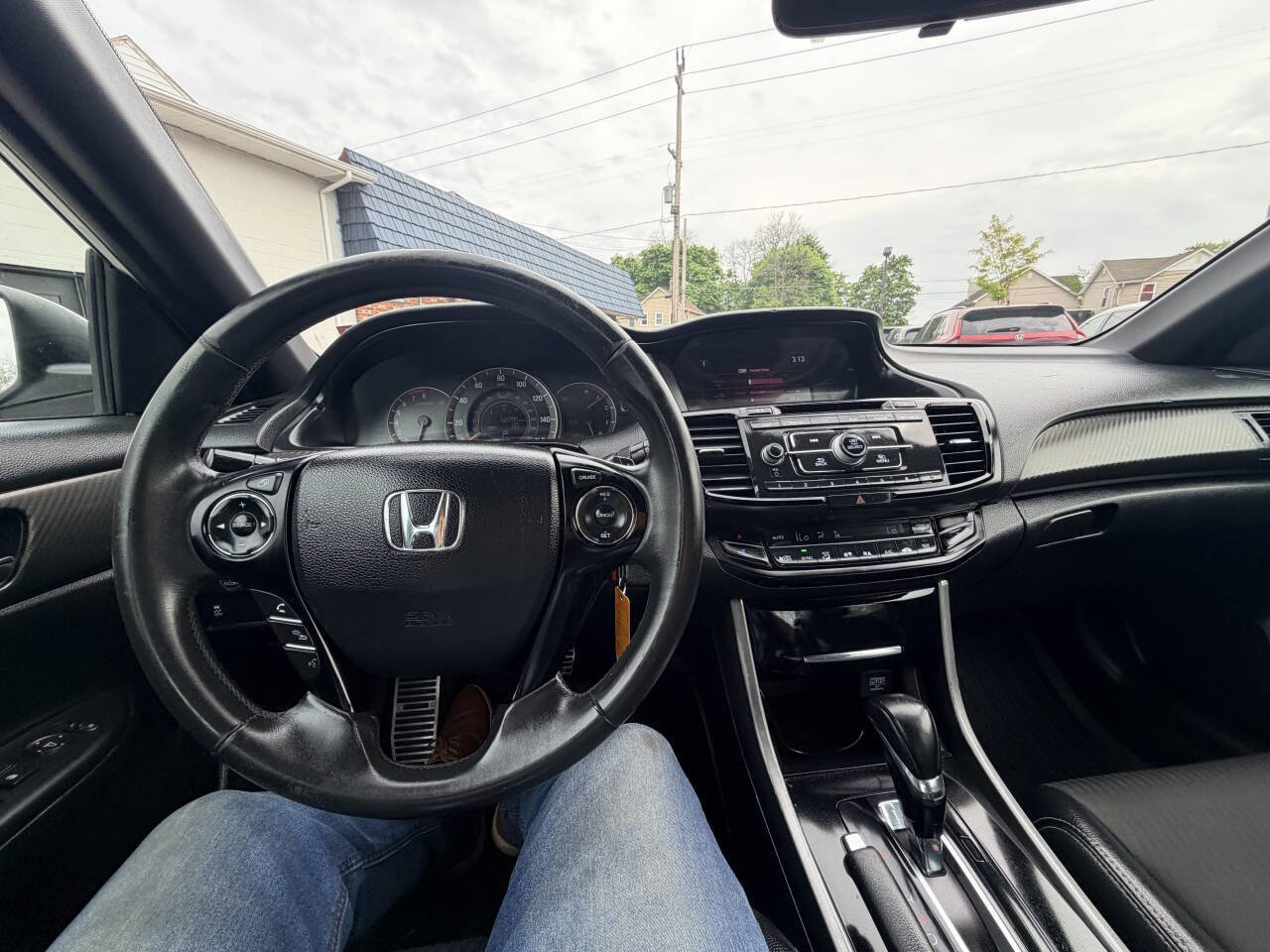 Used 2017 Honda Accord Sport image 34