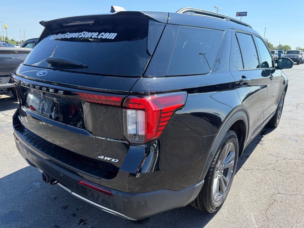 New 2026 Ford Explorer Active w/ Active Comfort Package AWD/4WD image 3