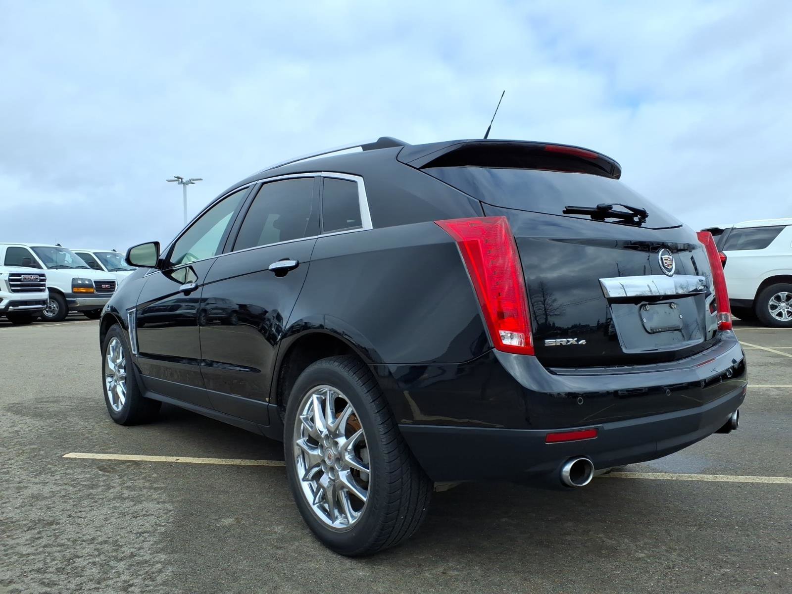 Used 2014 Cadillac SRX Performance w/ Driver Awareness Package image 7