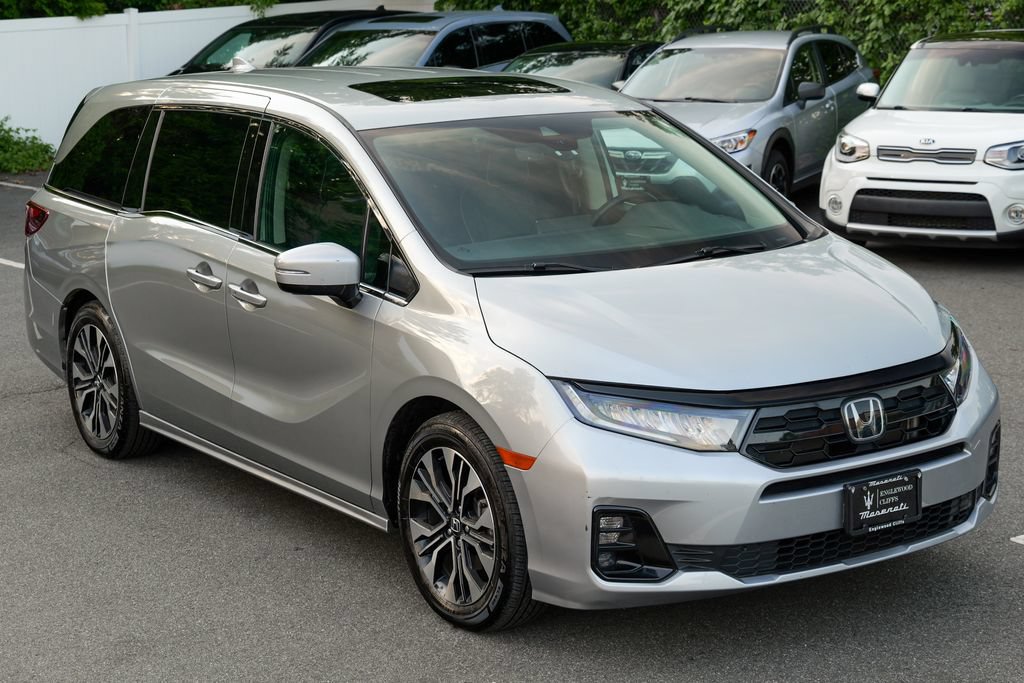 Used 2025 Honda Odyssey Elite image 9