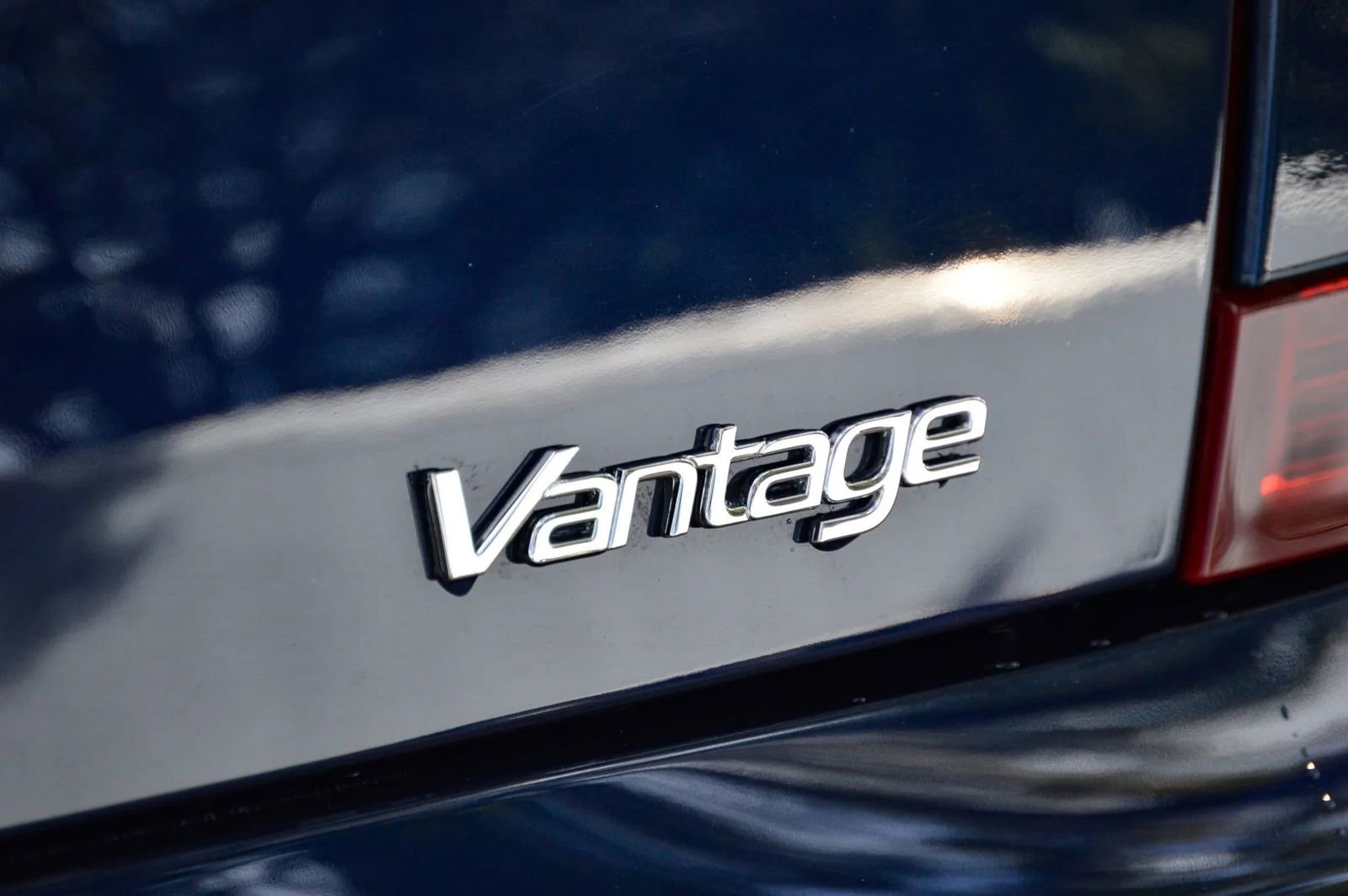 Used 2008 Aston Martin V8 Vantage Coupe image 15