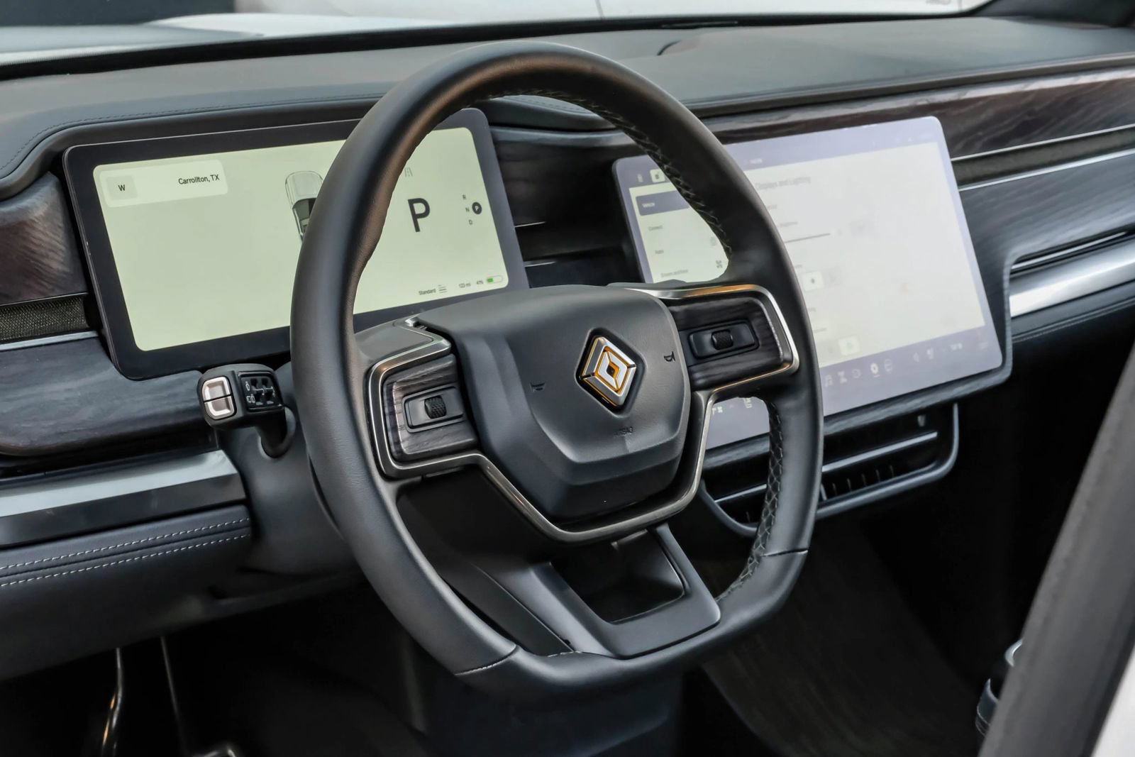 Used 2024 Rivian R1S Adventure AWD/4WD image 26