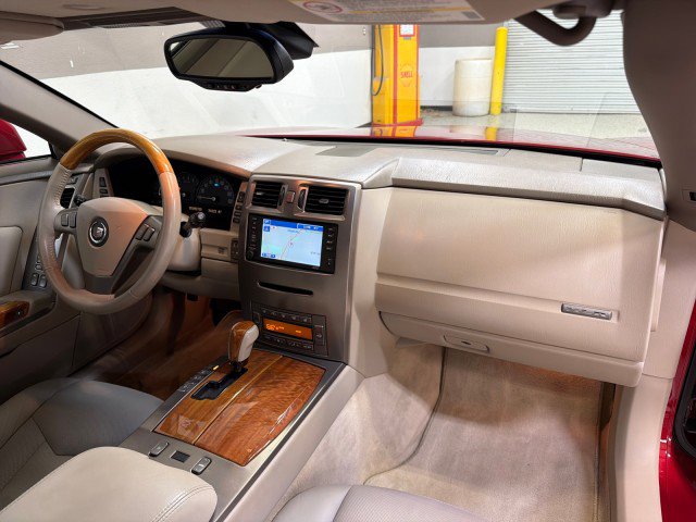 Used 2004 Cadillac XLR image 35