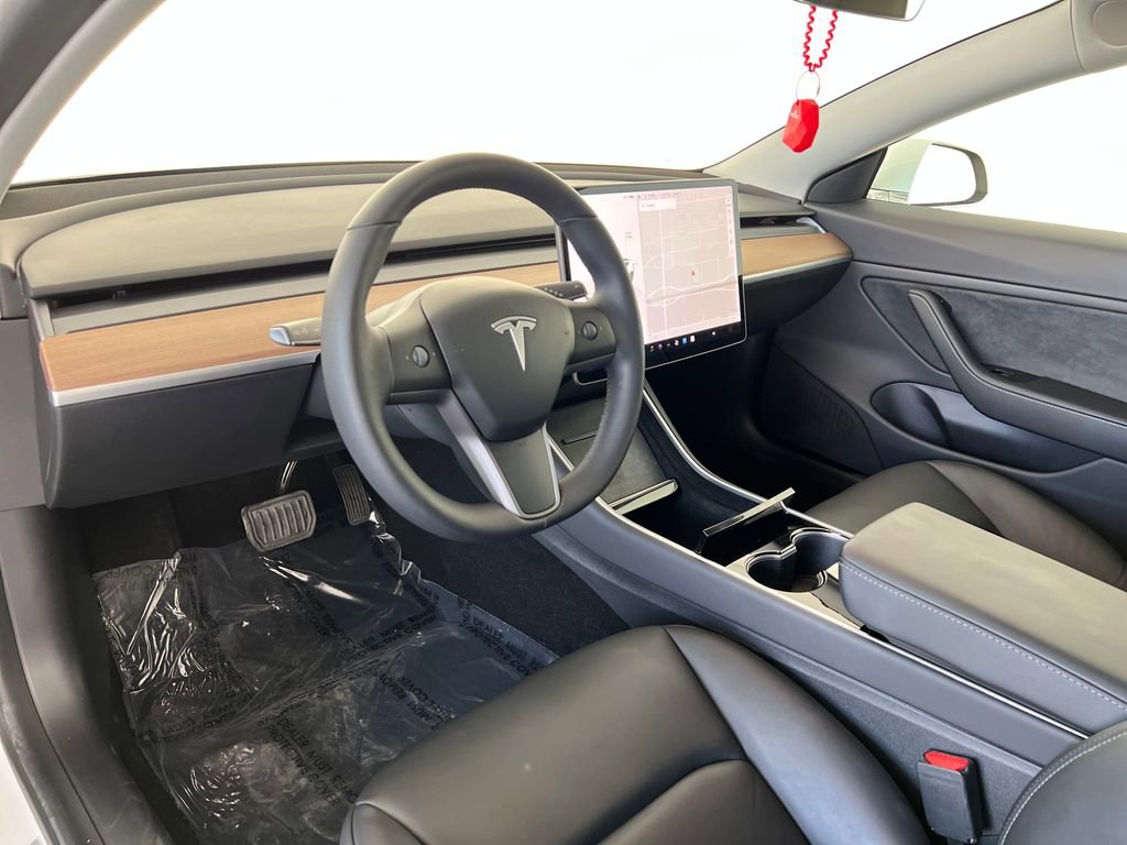Used 2020 Tesla Model 3 Long Range image 19