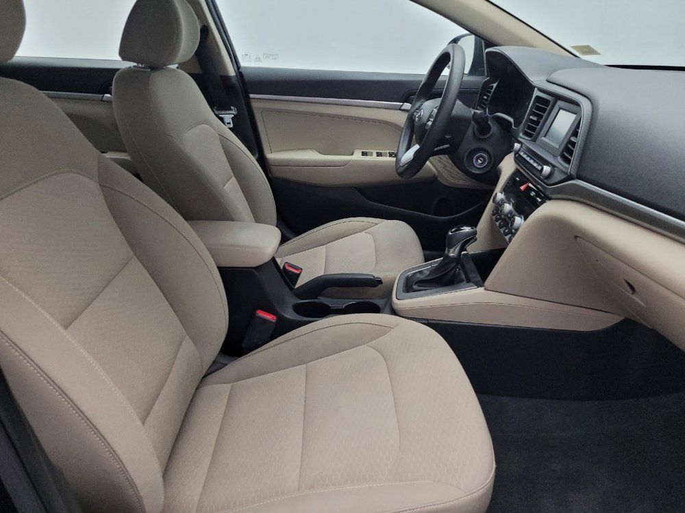 Used 2020 Hyundai Elantra SE image 21