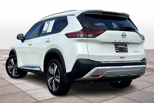 Used 2023 Nissan Rogue Platinum w/ Platinum Premium Package image 2