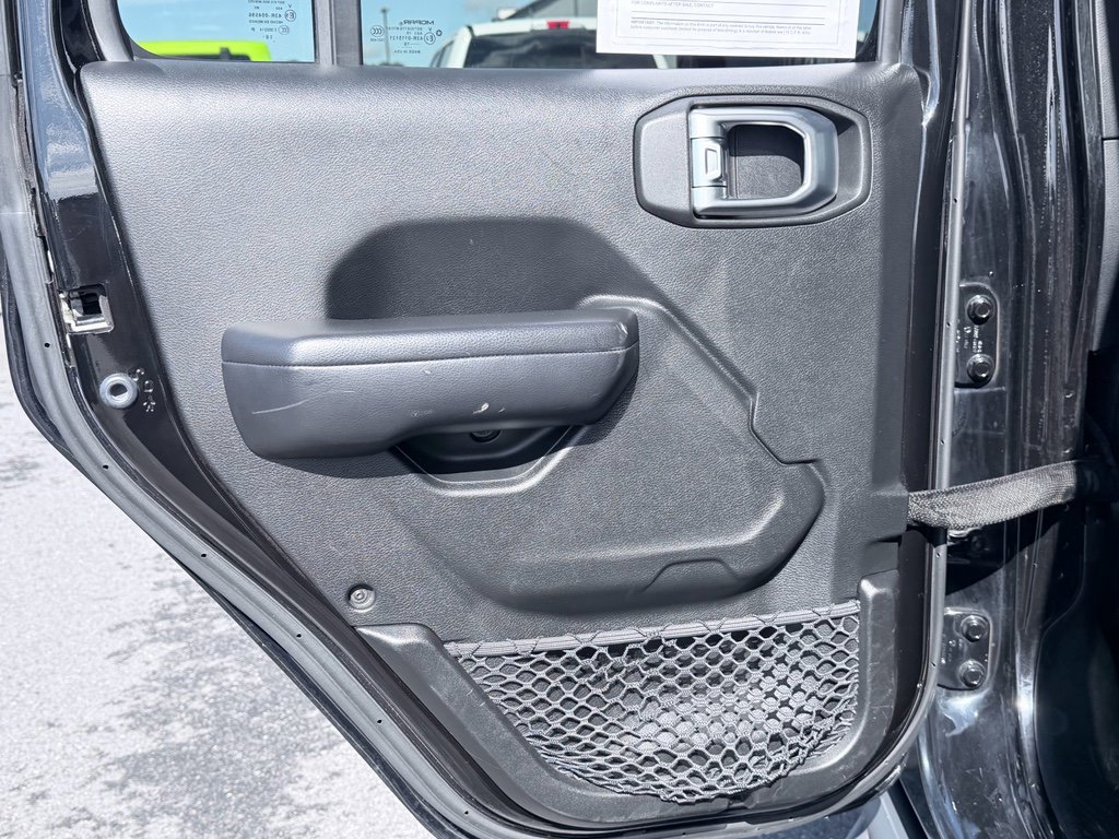 Used 2019 Jeep Wrangler Unlimited Sport S image 27