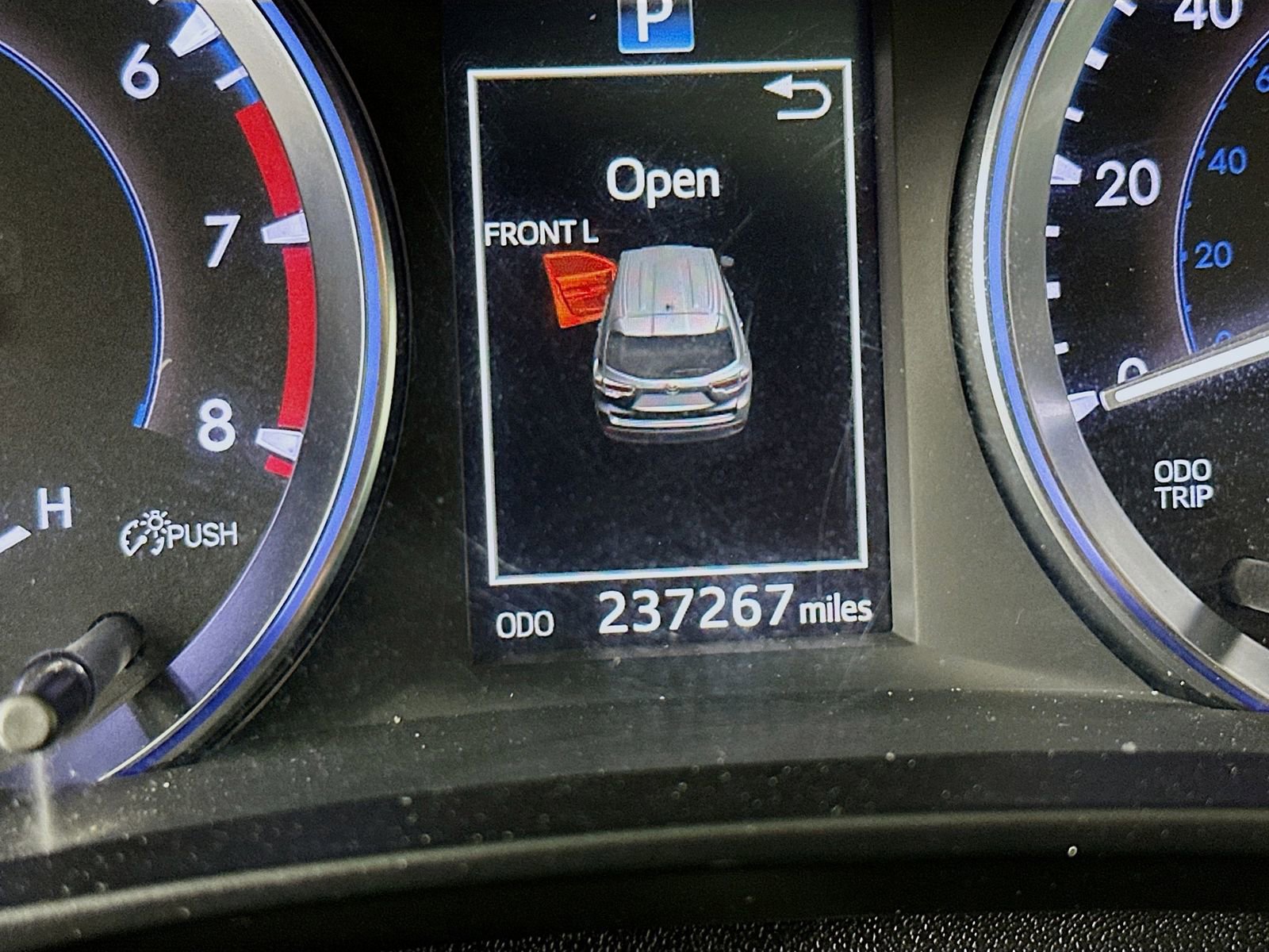 Used 2015 Toyota Highlander XLE image 13