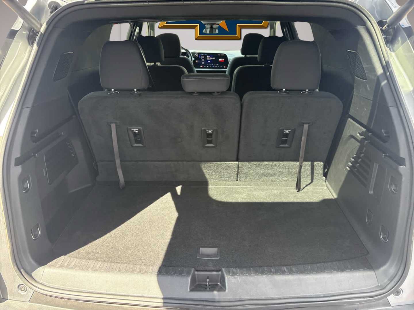 Used 2026 Chevrolet Traverse LT FWD image 19