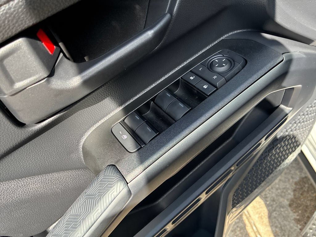 New 2026 Toyota 4Runner SR5 AWD/4WD image 13