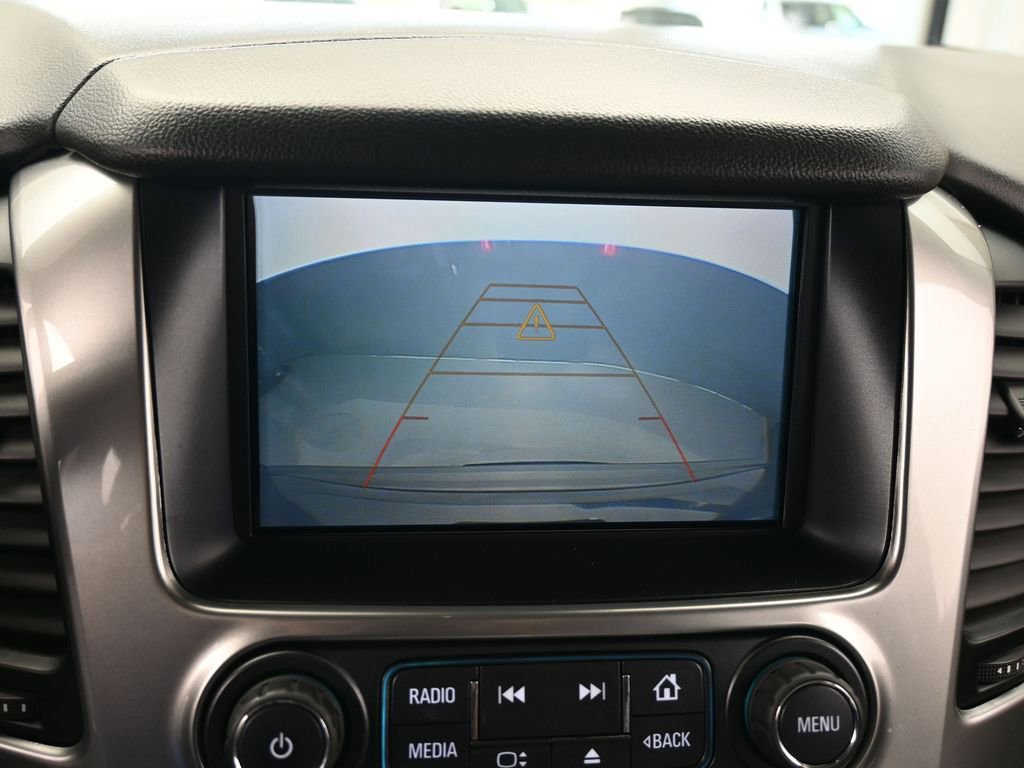 Used 2020 Chevrolet Suburban LT image 20