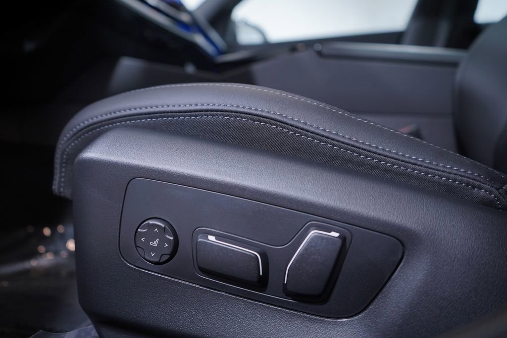 New 2026 BMW i5 eDrive40 w/ M Sport Package image 17