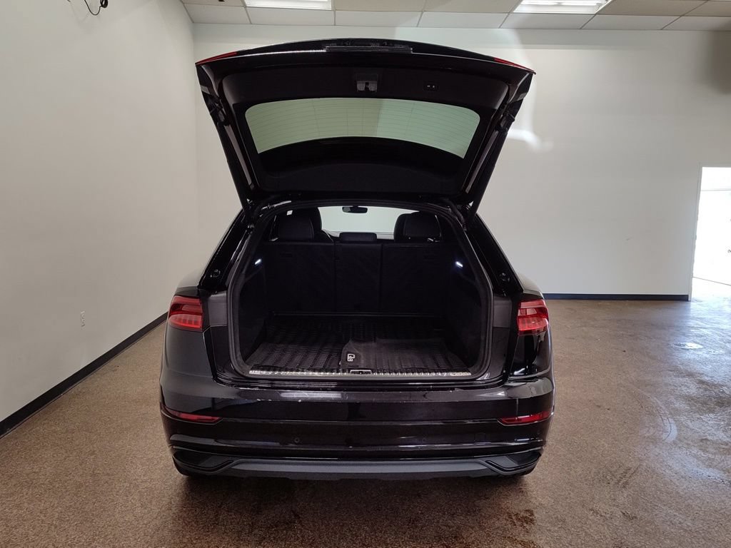 Used 2021 Audi Q8 Premium AWD/4WD image 4