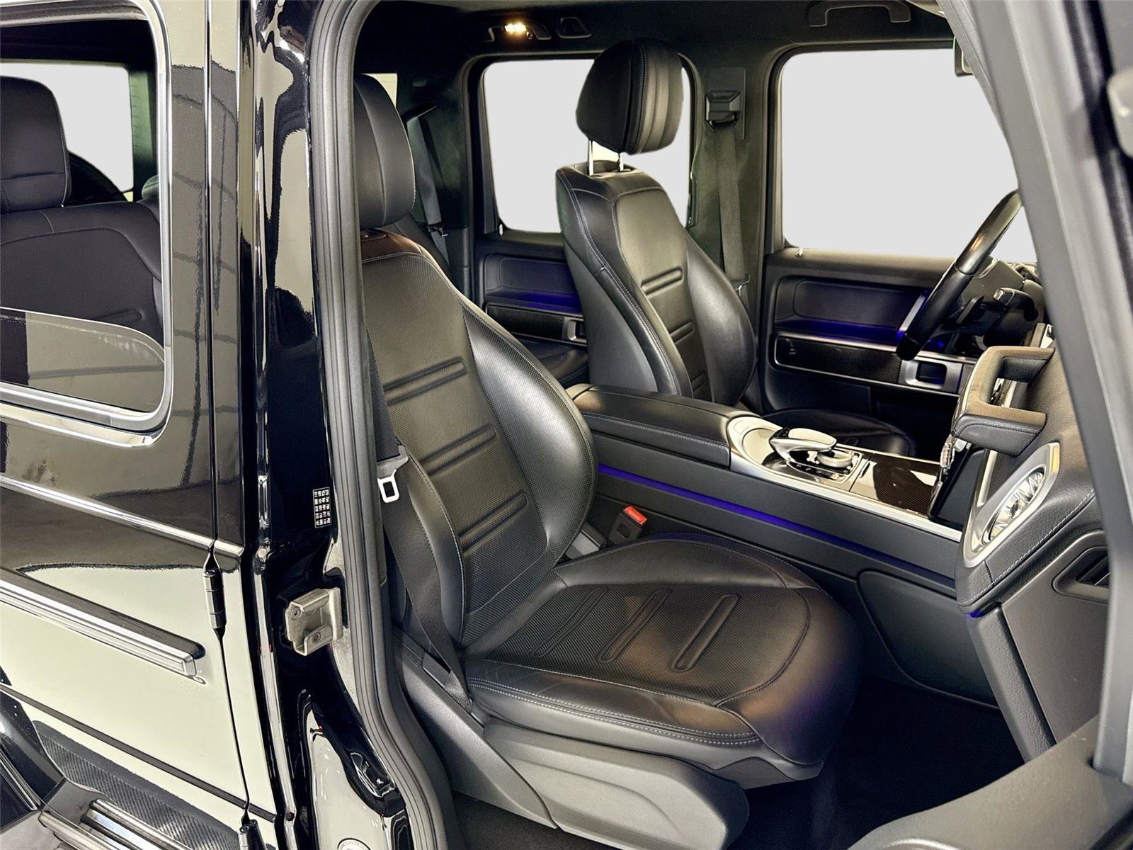 Used 2021 Mercedes-Benz G 550 w/ G Manufaktur Interior Package image 31