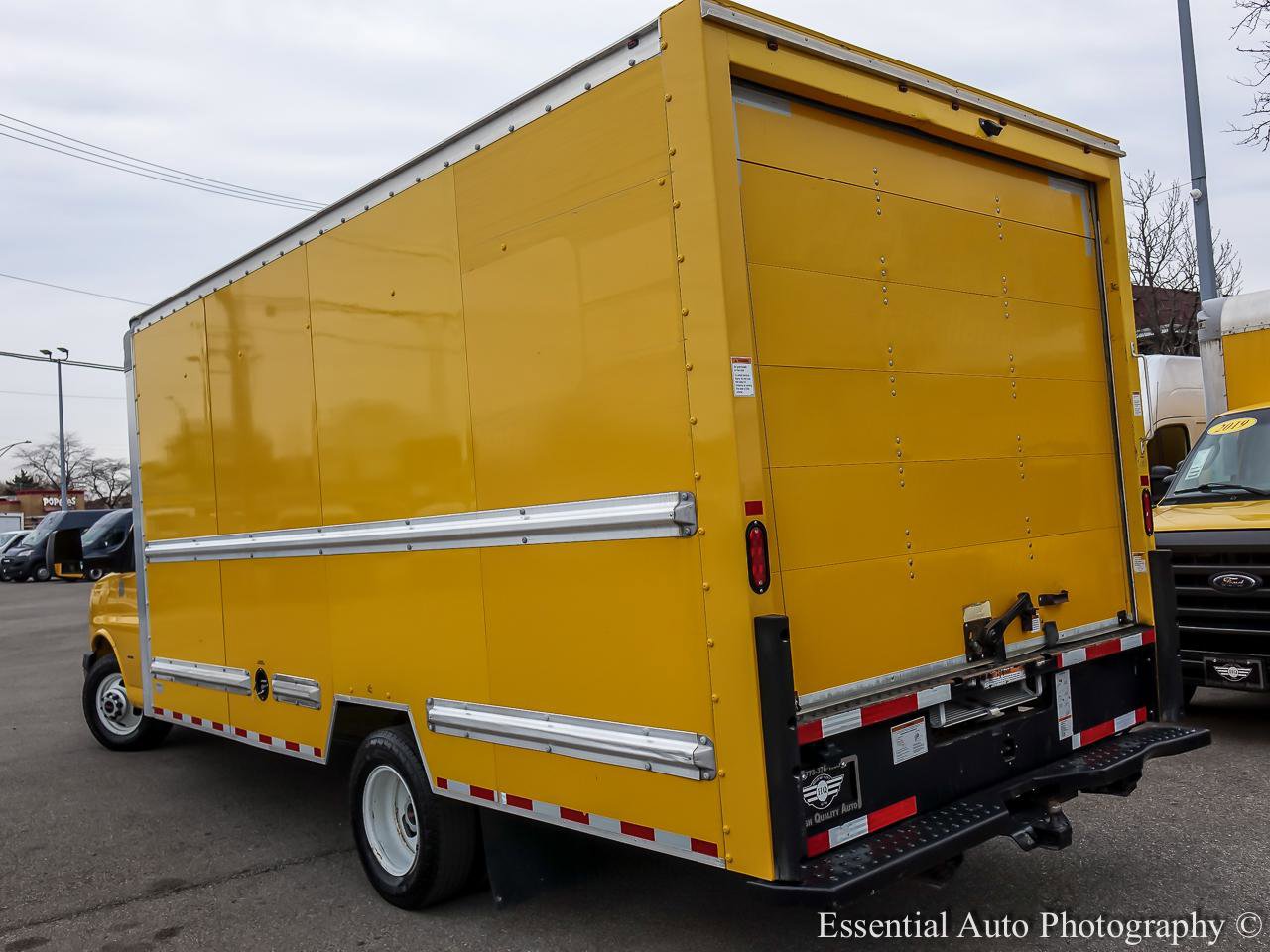 Used 2019 GMC Savana 3500 Extended w/ Driver Convenience Package RWD image 10