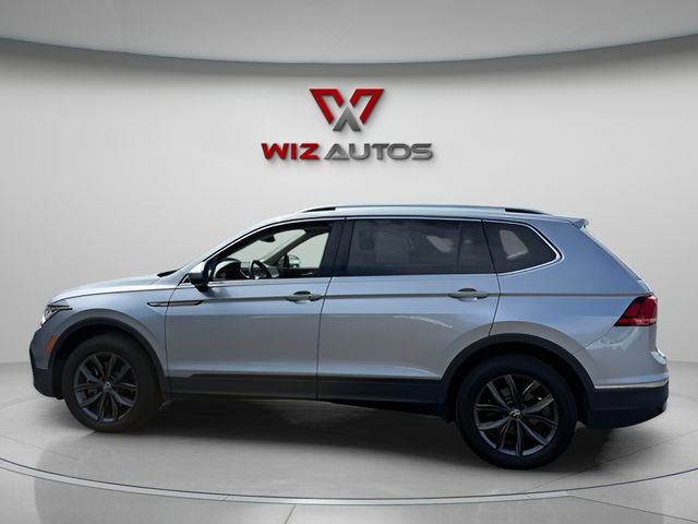 Used 2022 Volkswagen Tiguan SE AWD/4WD image 2