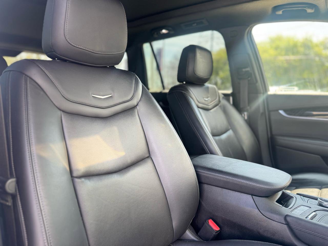 Used 2022 Cadillac XT6 Premium Luxury w/ Technology Package AWD/4WD image 47