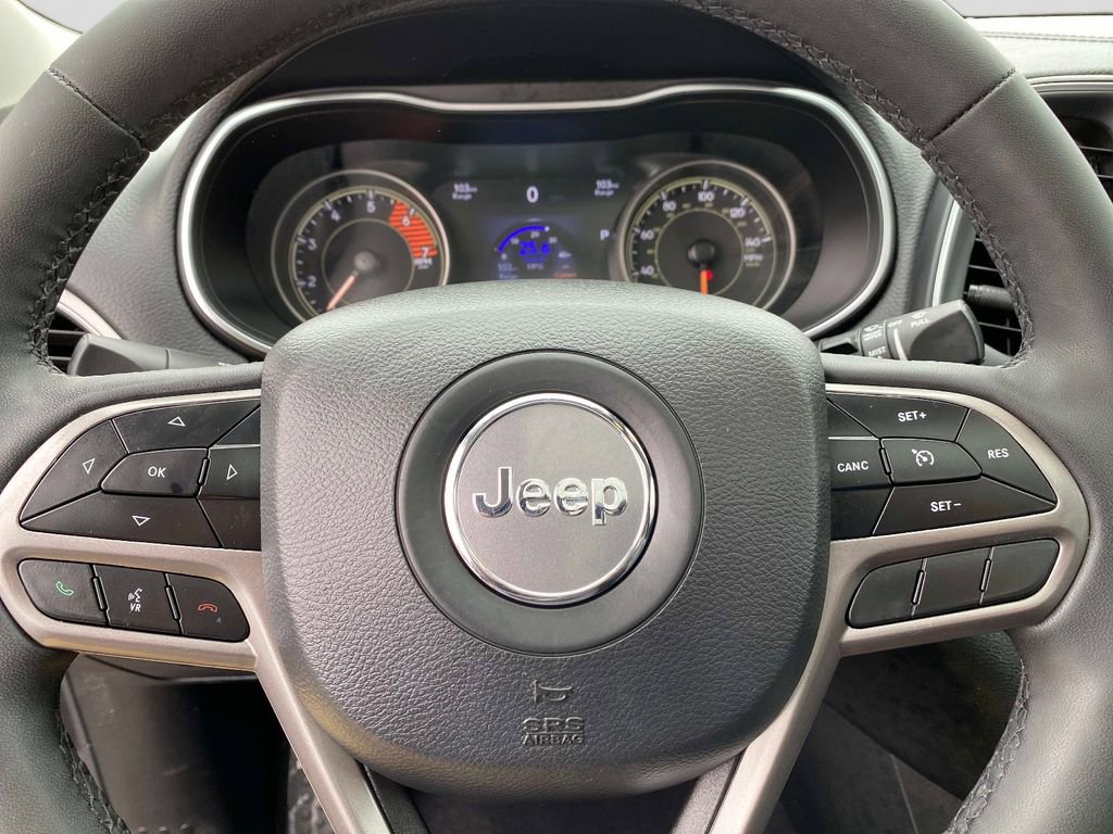 Used 2022 Jeep Cherokee Latitude Lux w/ Sun & Sound Group AWD/4WD image 18