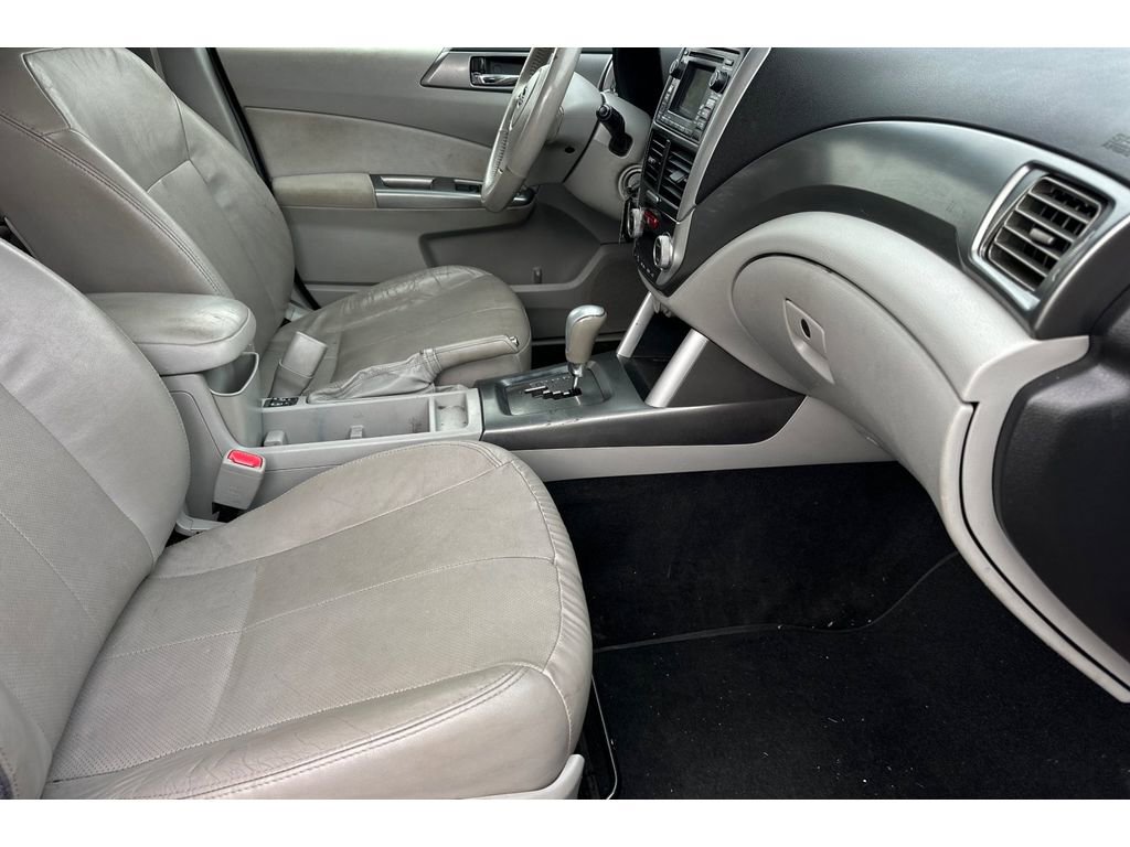 Used 2013 Subaru Forester 2.5XT Touring w/ Popular Pkg 2 image 16