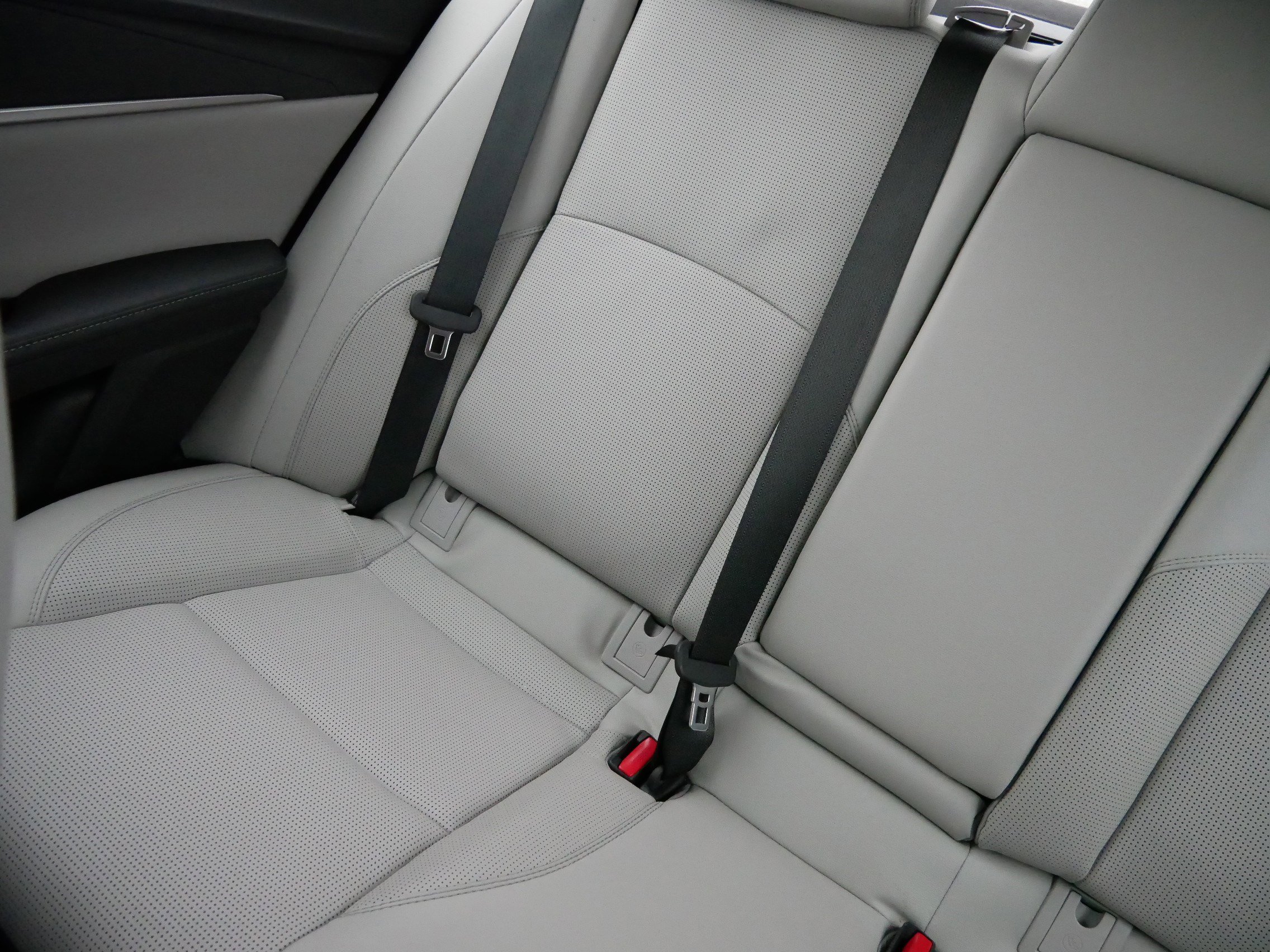 Used 2025 Toyota Camry XLE image 12